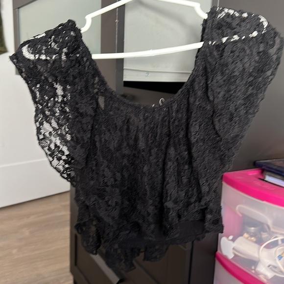 Garage Black Lace Crop Top - Picture 2 of 3